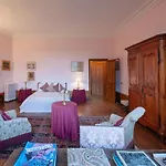 Chateau De Ξενοδοχείο *