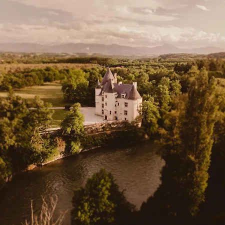 Chateau De Saint-Martory